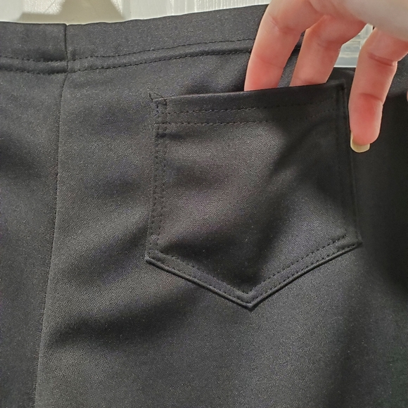 Madison & Co. Black Flared Trousers, Size Small - Picture 4 of 6